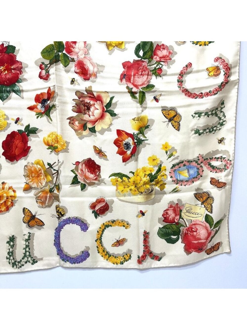 Gucci Scarf Flora Line Silk Beige - Picture 5 of 9